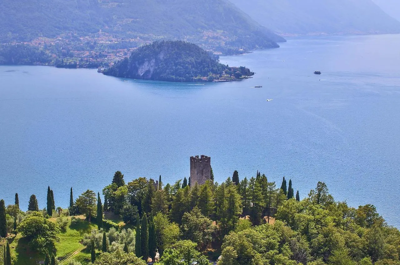 Castello Di Vezio In The Village Varenna Italië