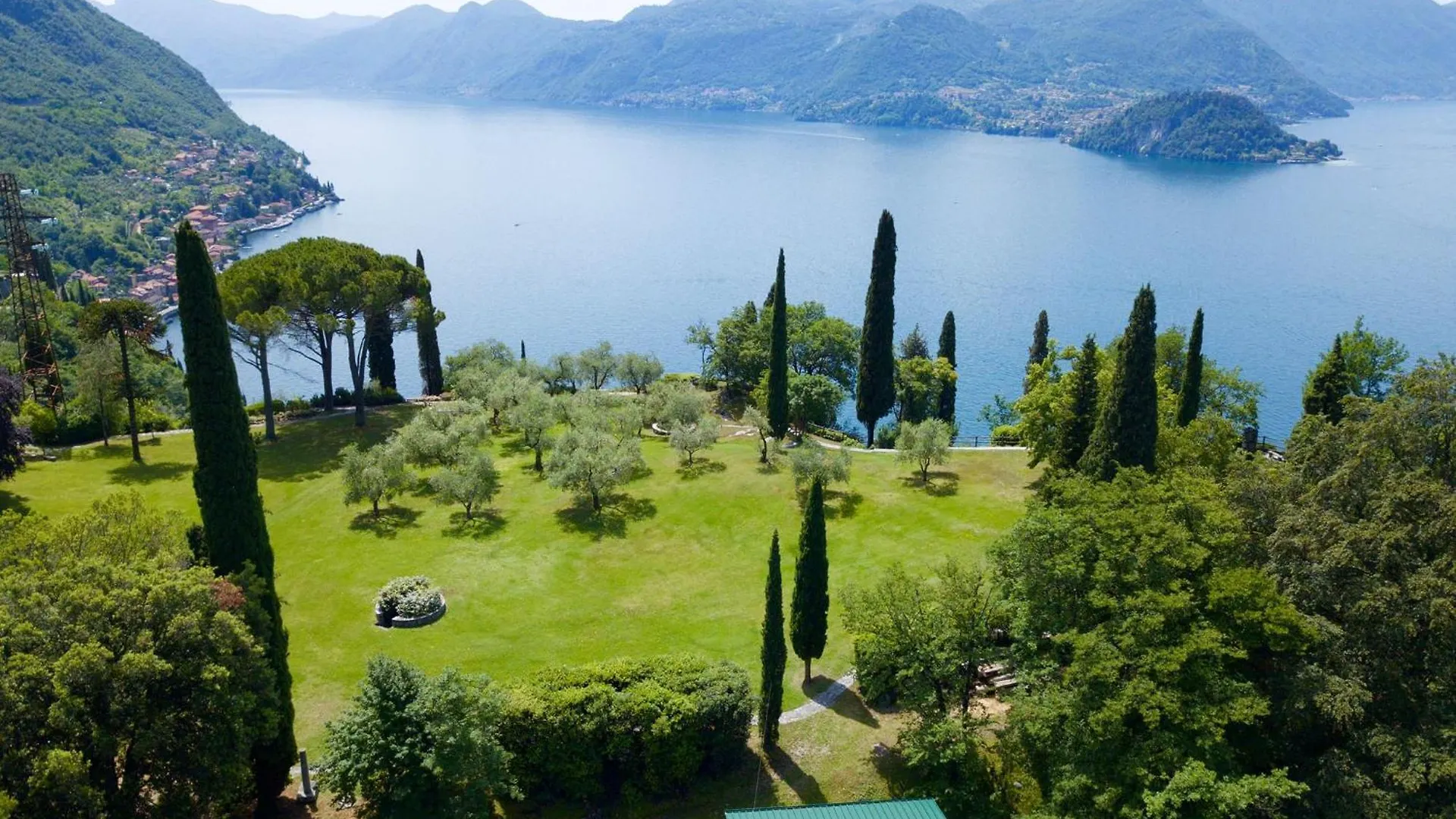 Castello Di Vezio In The Village Varenna 0*,  Italië